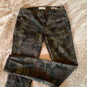 Camo Skinnies